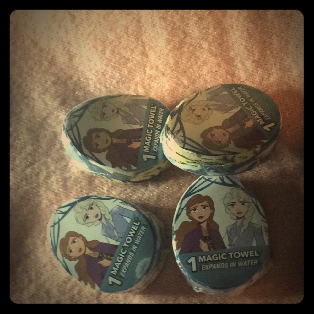 My little pony and frozen MAGIC TOWEL